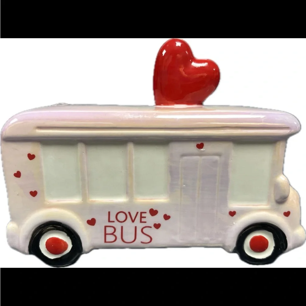 2025 TARGET VALENTINE DAY Spritz Ceramic LOVE BUS NEW